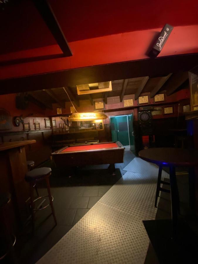 Schlafen Ueber Der Whiskybar Apartment Рюдесхайм ам Рейн Екстериор снимка