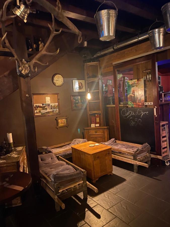 Schlafen Ueber Der Whiskybar Apartment Рюдесхайм ам Рейн Екстериор снимка